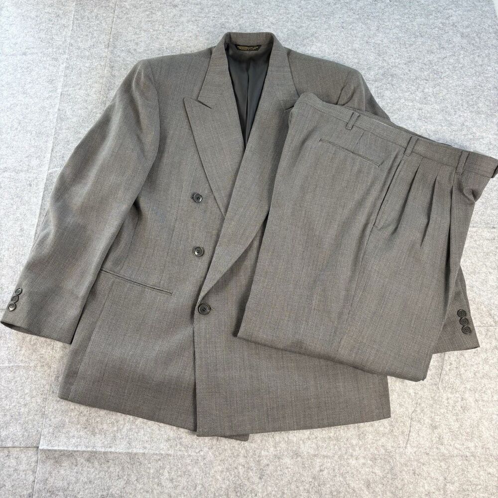 Vintage Nino Cerruti Rue Royal 100% Wool Gray Mens 2 Piece Suit Union Made USA